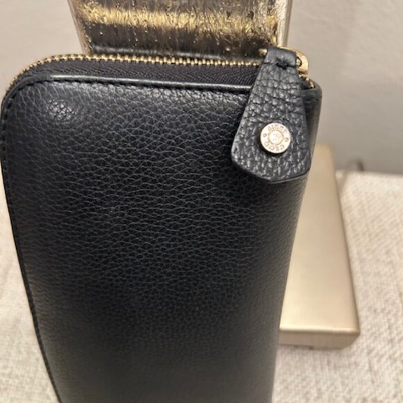 Jimmy Choo Leather Zip Around Wallet with Gold Logo Plaque - Picture 5 of 12